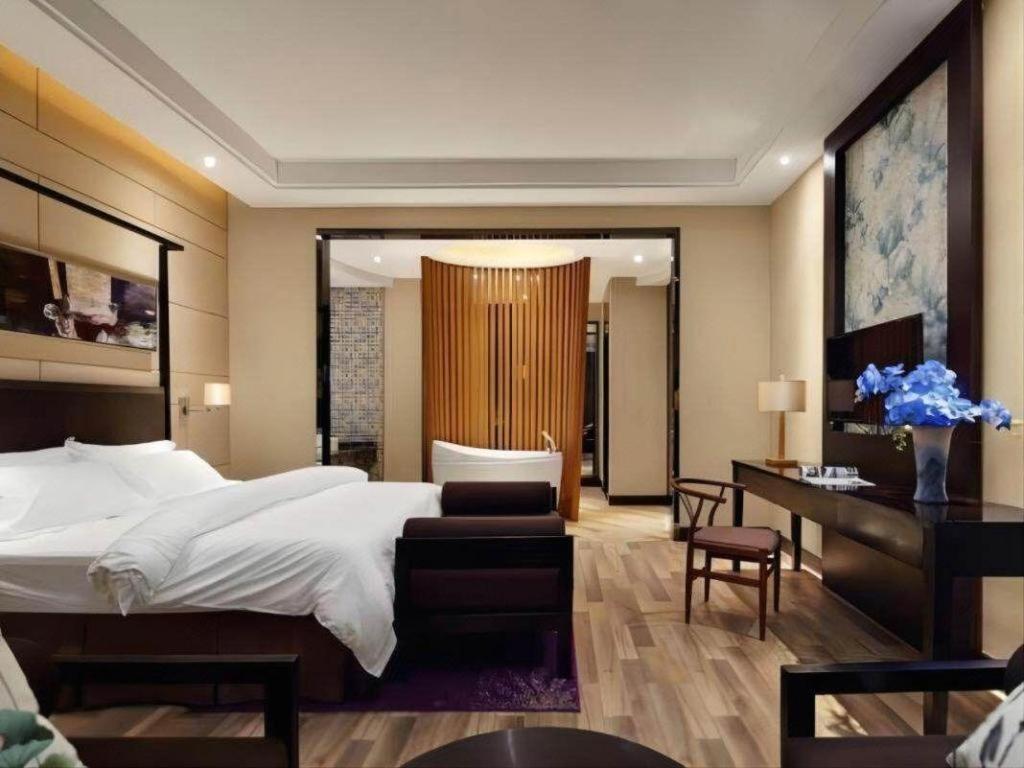 Jinjiang Metropolo Hotel - Liyang Tianmu Lake Changzhou  Dış mekan fotoğraf